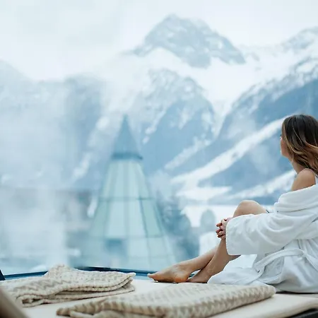 Aqua Dome 4 Sterne Superior & Tirol Therme 4* Лангенфельд