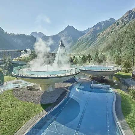Aqua Dome 4 Sterne Superior & Tirol Therme 4* Лангенфельд