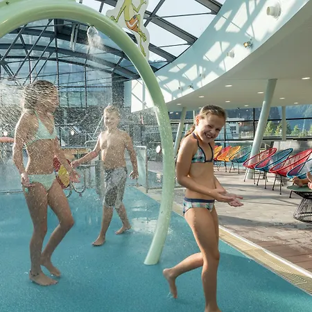 Отель Aqua Dome 4 Sterne Superior & Tirol Therme