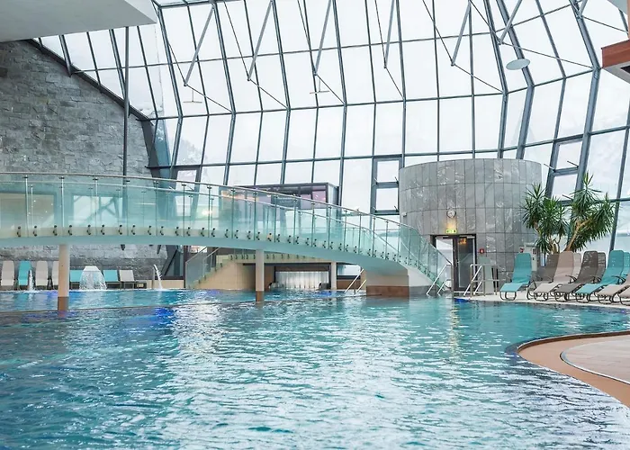 Aqua Dome 4 Sterne Superior & Tirol Therme