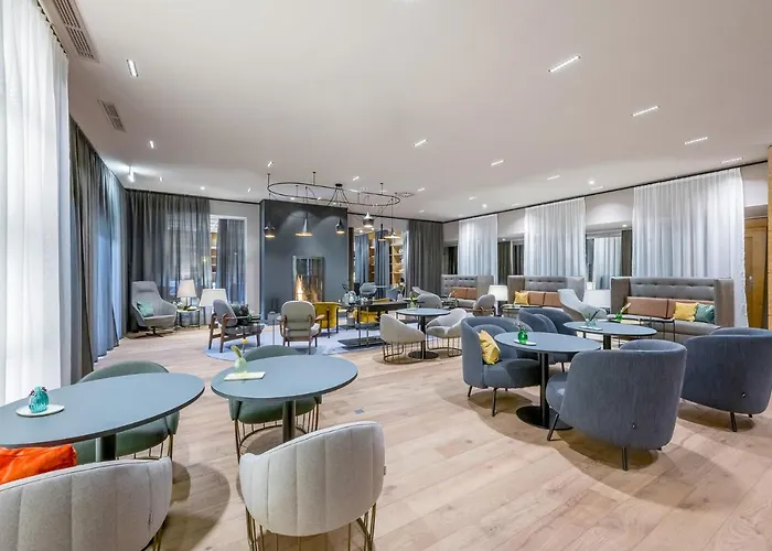 Aqua Dome 4 Sterne Superior & Tirol Therme Hotel 4*