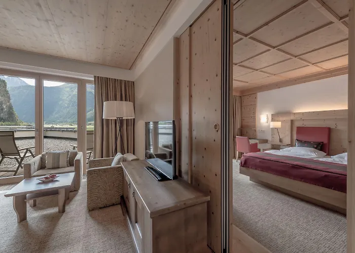 Aqua Dome 4 Sterne Superior & Tirol Therme