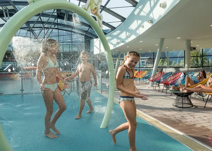 Отель Aqua Dome 4 Sterne Superior & Tirol Therme