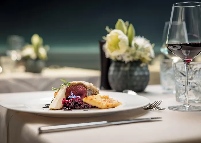 Hotel Aqua Dome 4 Sterne Superior & Tirol Therme 4*