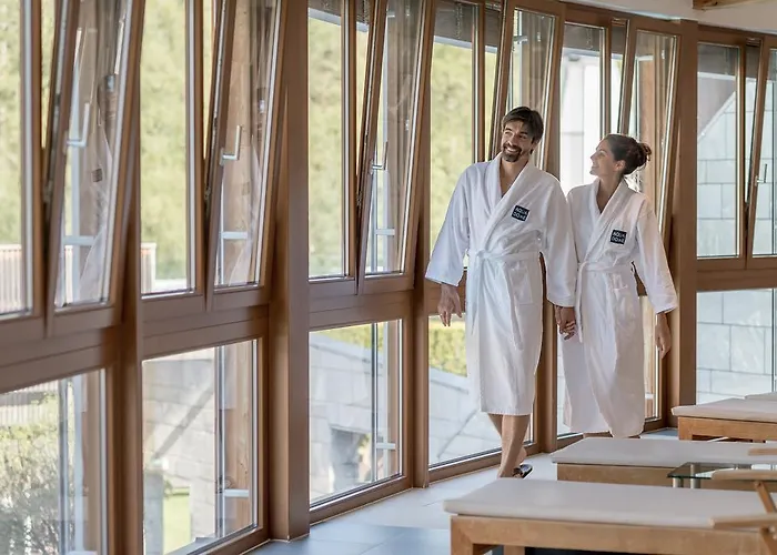 Aqua Dome 4 Sterne Superior & Tirol Therme Отель Лангенфельд