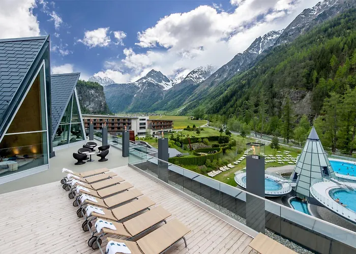 Отель Aqua Dome 4 Sterne Superior & Tirol Therme 4*