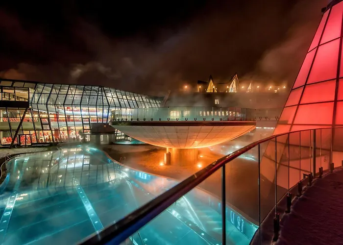Отель Aqua Dome 4 Sterne Superior & Tirol Therme 4*