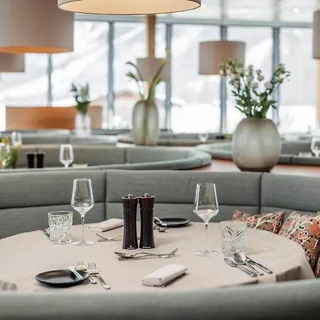 Aqua Dome 4 Sterne Superior & Tirol Therme Szálloda Längenfeld