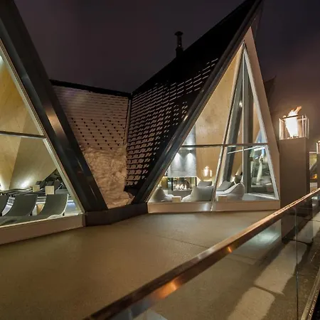 Aqua Dome 4 Sterne Superior & Tirol Therme 4* Лангенфельд