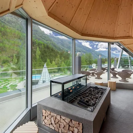 Aqua Dome 4 Sterne Superior & Tirol Therme 4*