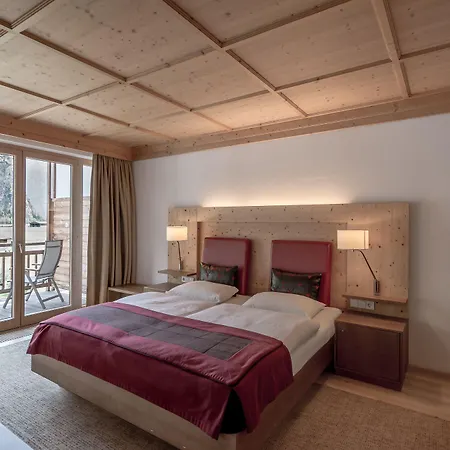 فندق أكوا دوم 4 استيرن سوبيريور هوتل آند تيرول تيرمه لانغينفيلد 4*